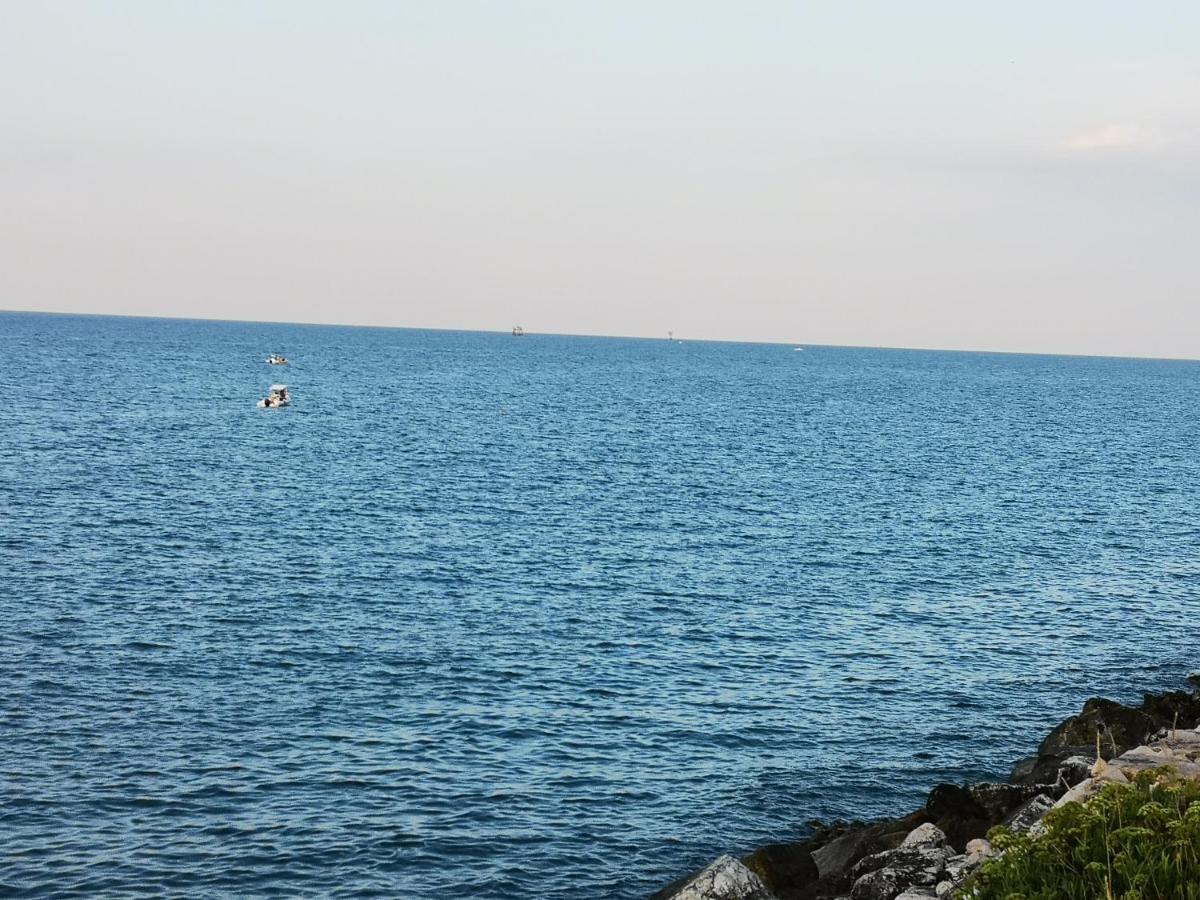Vacanze Al Mare Appartamento In Villa Torino di Sangro Exteriör bild