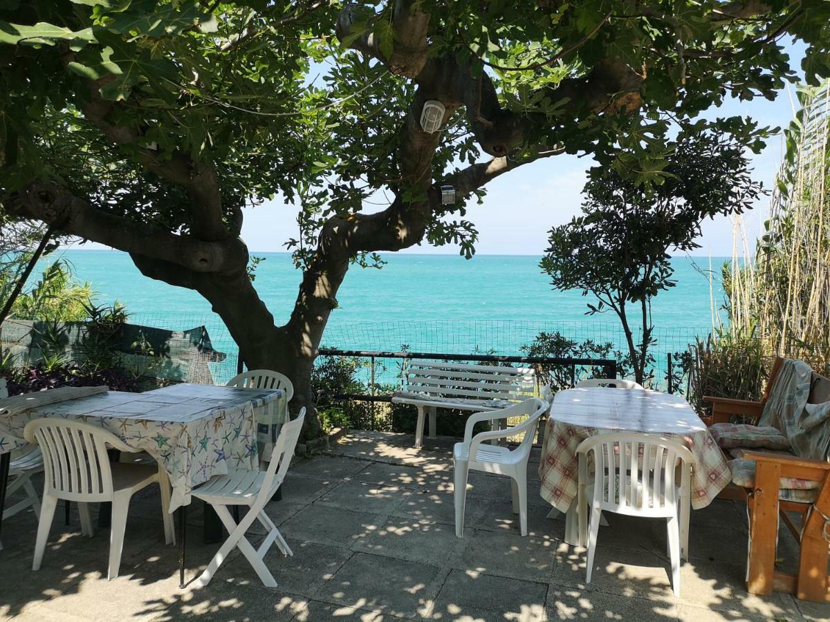 Vacanze Al Mare Appartamento In Villa Torino di Sangro Exteriör bild